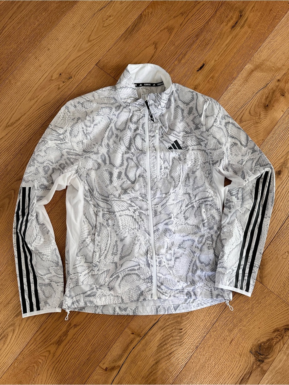 Men’s adidas White and Black Snake-Print Running Jacket